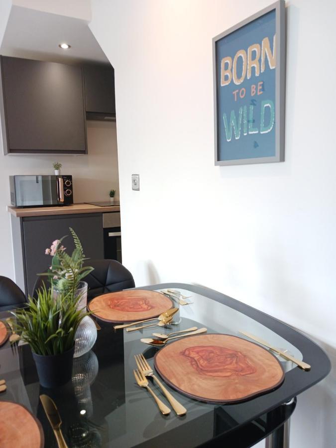 Bliss - Contractor 314 * Bradford (West Yorkshire)
