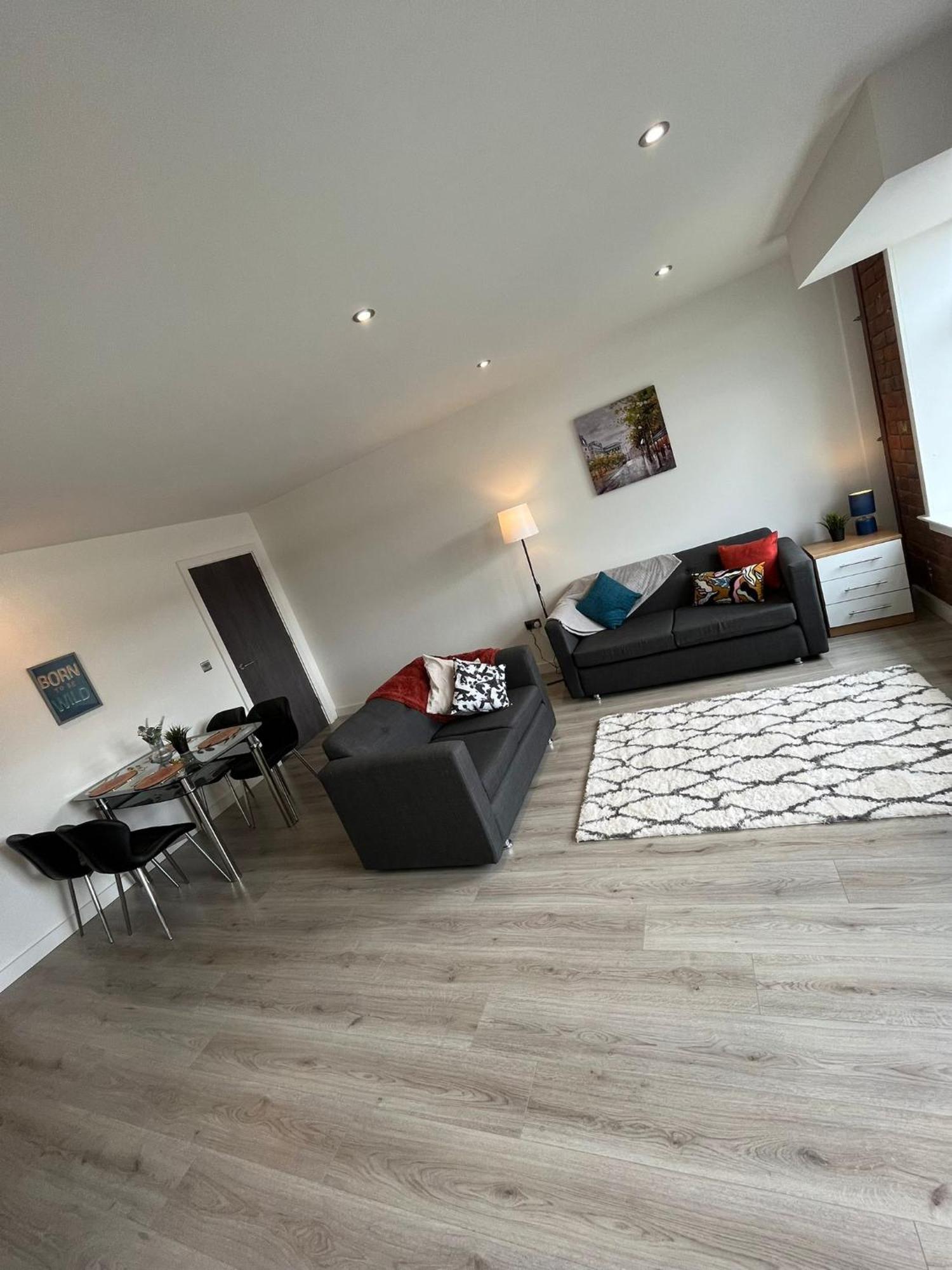 Apartment Bliss - Contractor 314 *